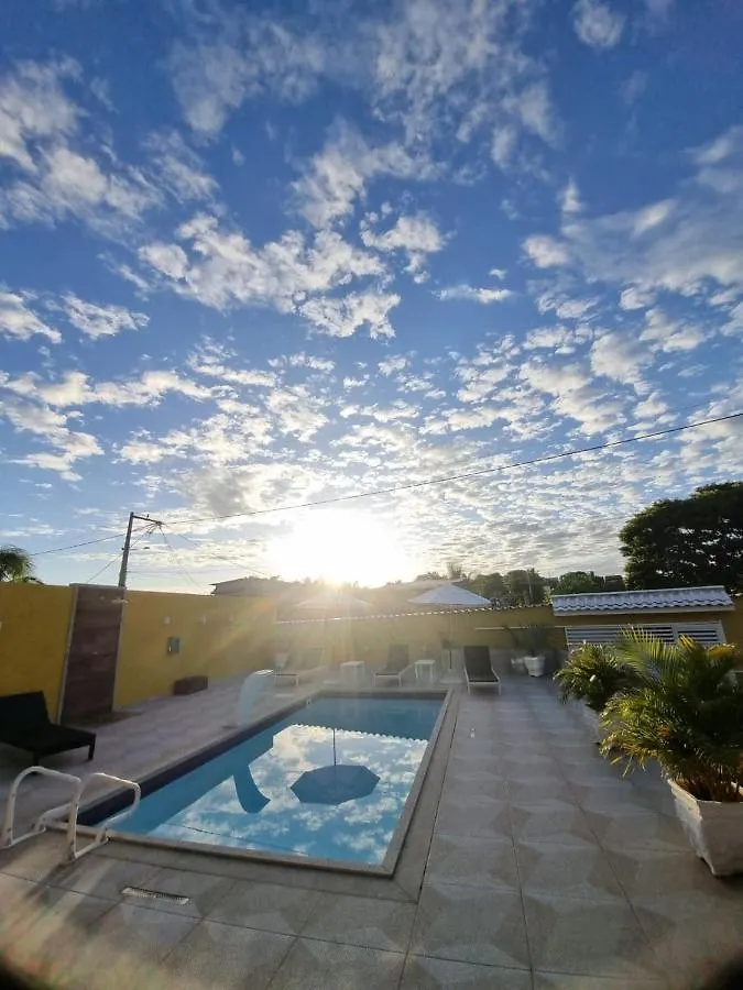Casa Amarela - Linda casa familiar com piscina na Reserva do Peró em Cabo Frio Vila